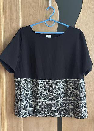 Жіноча стильна блузка