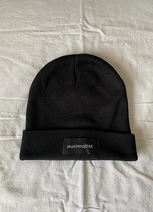 Чорна шапка cropp town