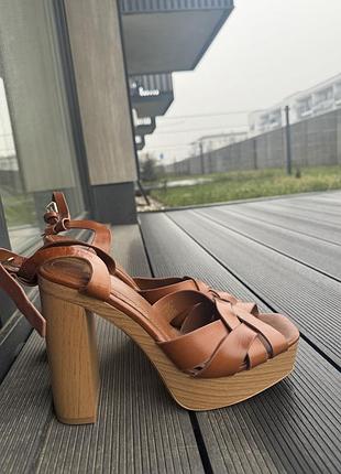 Босоніжки zara 39 розмір