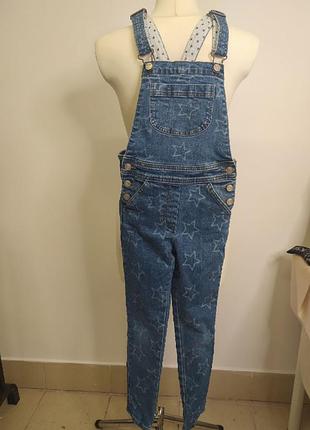 Комбинезон джинсовый на девочку.