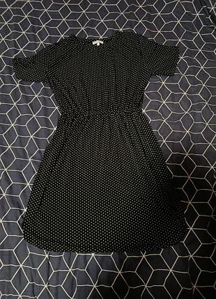 Жіноча сукня