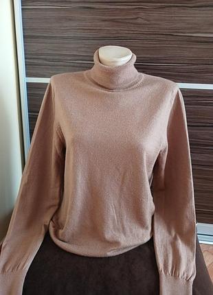 Гольф шерстяний кемел uniqlo