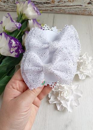 Блискучі бантики на заколках