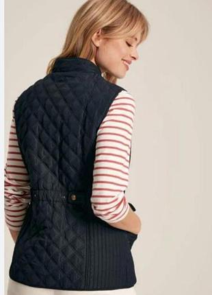 Стильная стеганая безрукавка от качественного бренда regatta