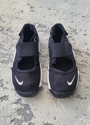 Кроссовки сникерсы босоножки nike для девочки