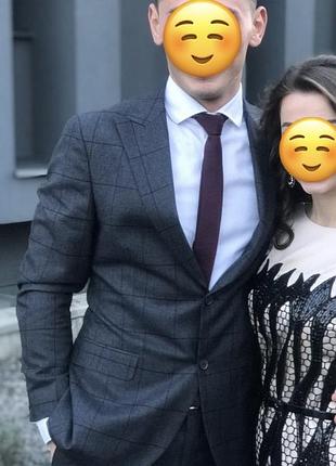 Класичний костюм трійка