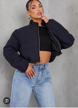 Черная коротенькая курточка 44-46р