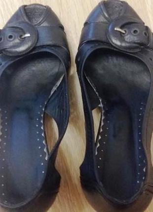 Кожаные, черные,классные,мега удобные летние туфли,босоножки 36,373 фото