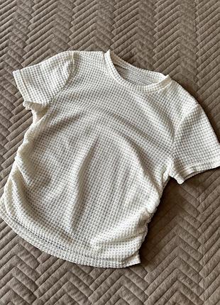 Футболка  жіноча