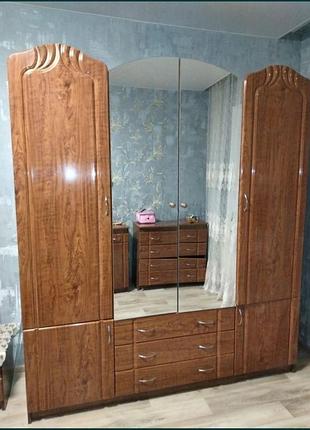 Продам спальню бу 2