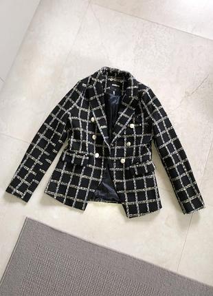 Піджак жакет блейзер з ґудзиками пиджак с пуговицами