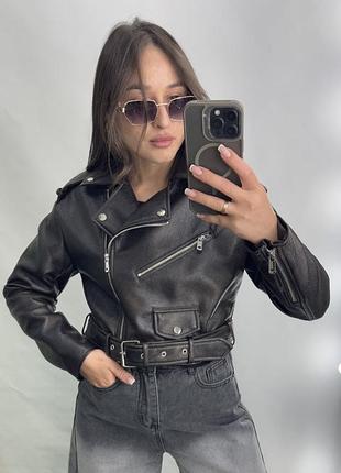 Жіноча куртка косуха