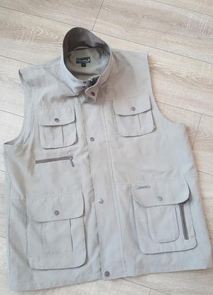 Жилетка чоловіча