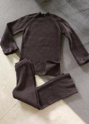 Костюм в’язаний трикотажний рубчик вязанный