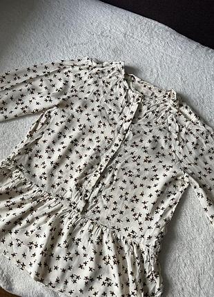 Блузка бежева з квітковим принтом, zara