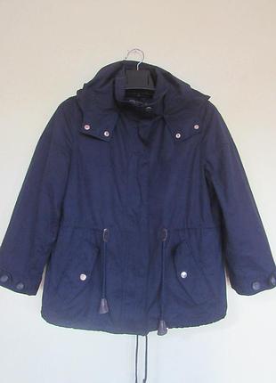 Синя вітровка з укороченим рукавом на зйомній підкладці від zara