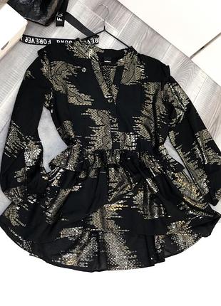 Рубашка черная клеш воланы золото