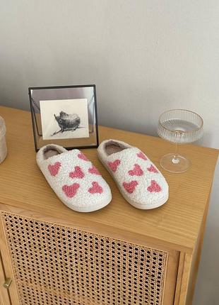 Домашні тапочки капці
