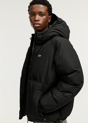 Стьобана куртка pull&bear stwd з капюшоном