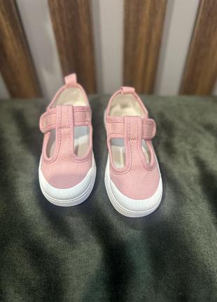 Кеди ( перезувне ), 26розмір, 16см устілка