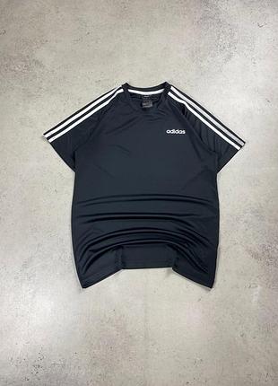 Футболка adidas
