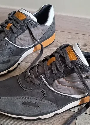 Шкіряні кросівки geox u sandford b abx (р.42)