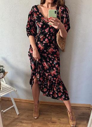 Распродажа cукня stradivarius меди с цветочным принтом