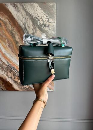 Loro piana extra pocket 23  in smooth leather dark green 23x15