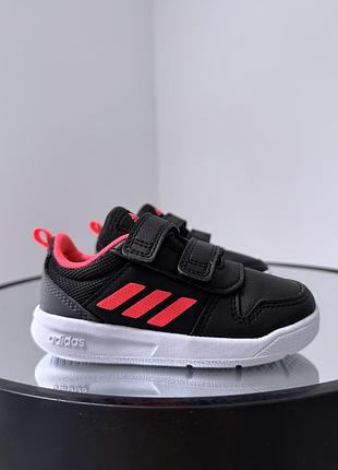Качественные плотные кроссовки на липучках  adidas