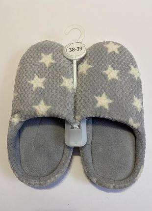 Домашние тапочки фирмы c&a