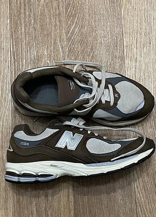 New balance 2002r кросівки в чудовому стані