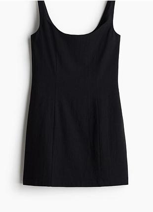 Чорна міні сукня жіноча