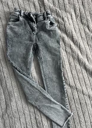 Стрейчиві джинси для дівчинки