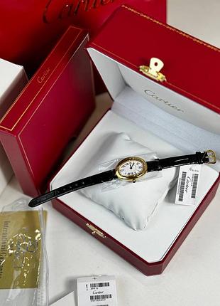 Часы наручные женские белые ремешок  овальные