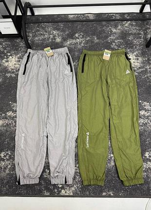 Нейлонові штани nike acg