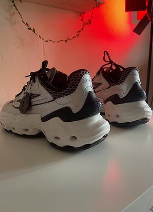 Лімітовані кросівки flowers for society seed.one оригінал