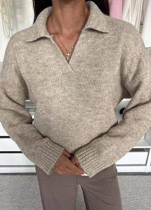 Стильный, уютный свитер поло