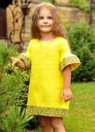 Вышитое платье для девочки 104-158