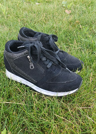 Кросівки vices 37 розмір 24 см