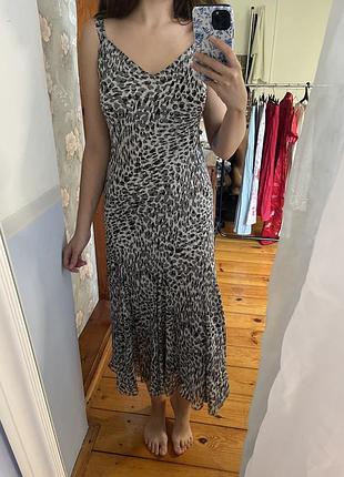 Вінтажна довга сукня принт сірий леопардовий