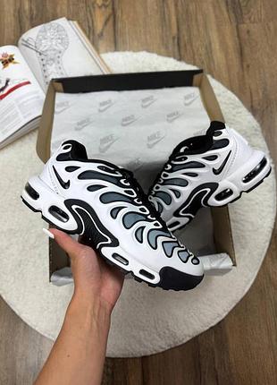 Стильні кросівки nike air max tn plus drift grey purple