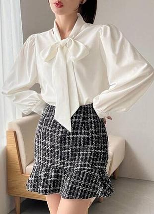 Нова спідниця міні твідова , твід , букле в клітинку  синя з білим
