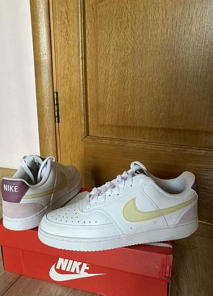 Кросівки nike