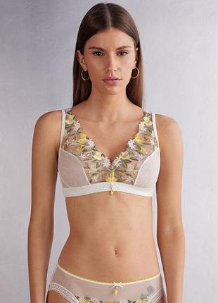 Стильний комплект білизни від intimissimi