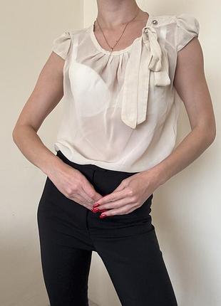 Блуза жіноча