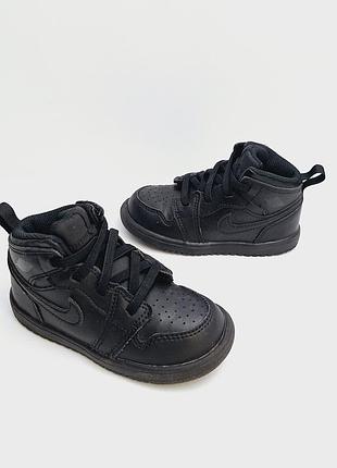 Кроссовки jordan