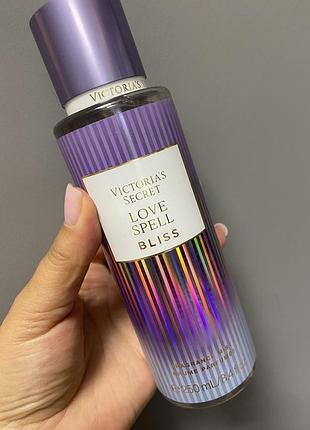 Парфумований спрей для тіла victorias secret