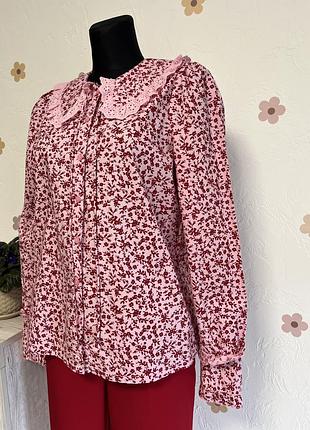 Бавовняна сорочка з гарним комірцем