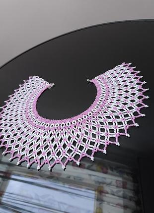 Нежная силянка выполнена в двух цветах