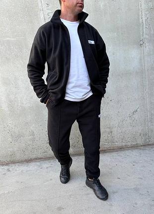 Чоловічий спортивний костюм з флісу